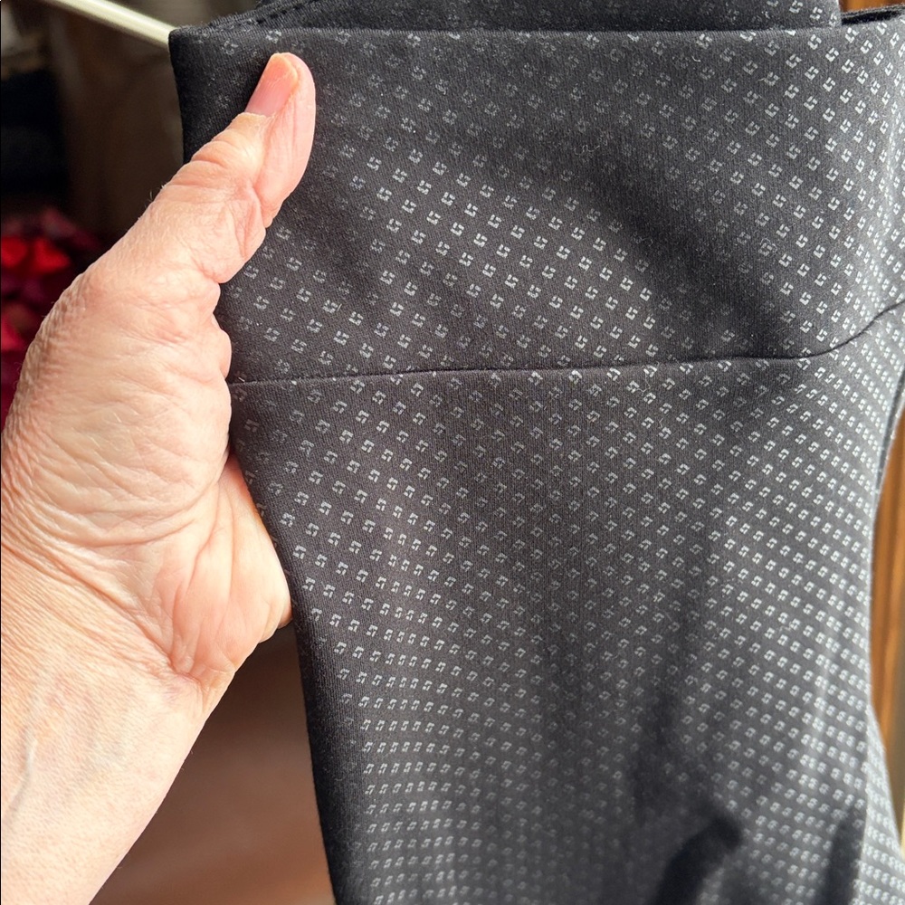 Insight Women's Pull-on Black on Black Pants Size 8 - Picture 2 of 5